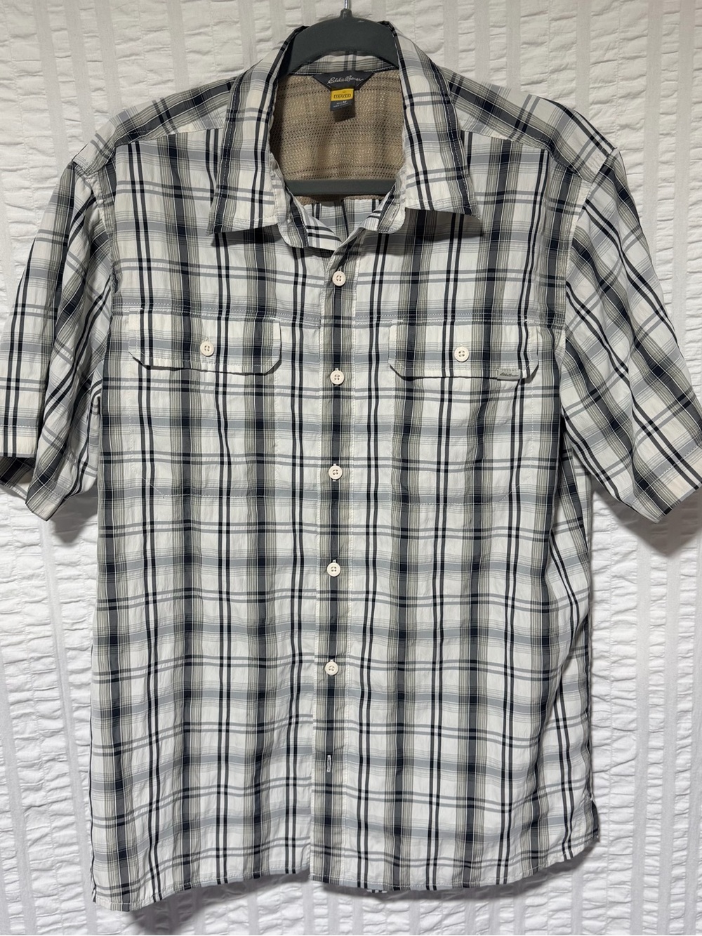 Eddie Bauer Men's Short-Sleeve Plaid Button-Up Shirt - White & Black